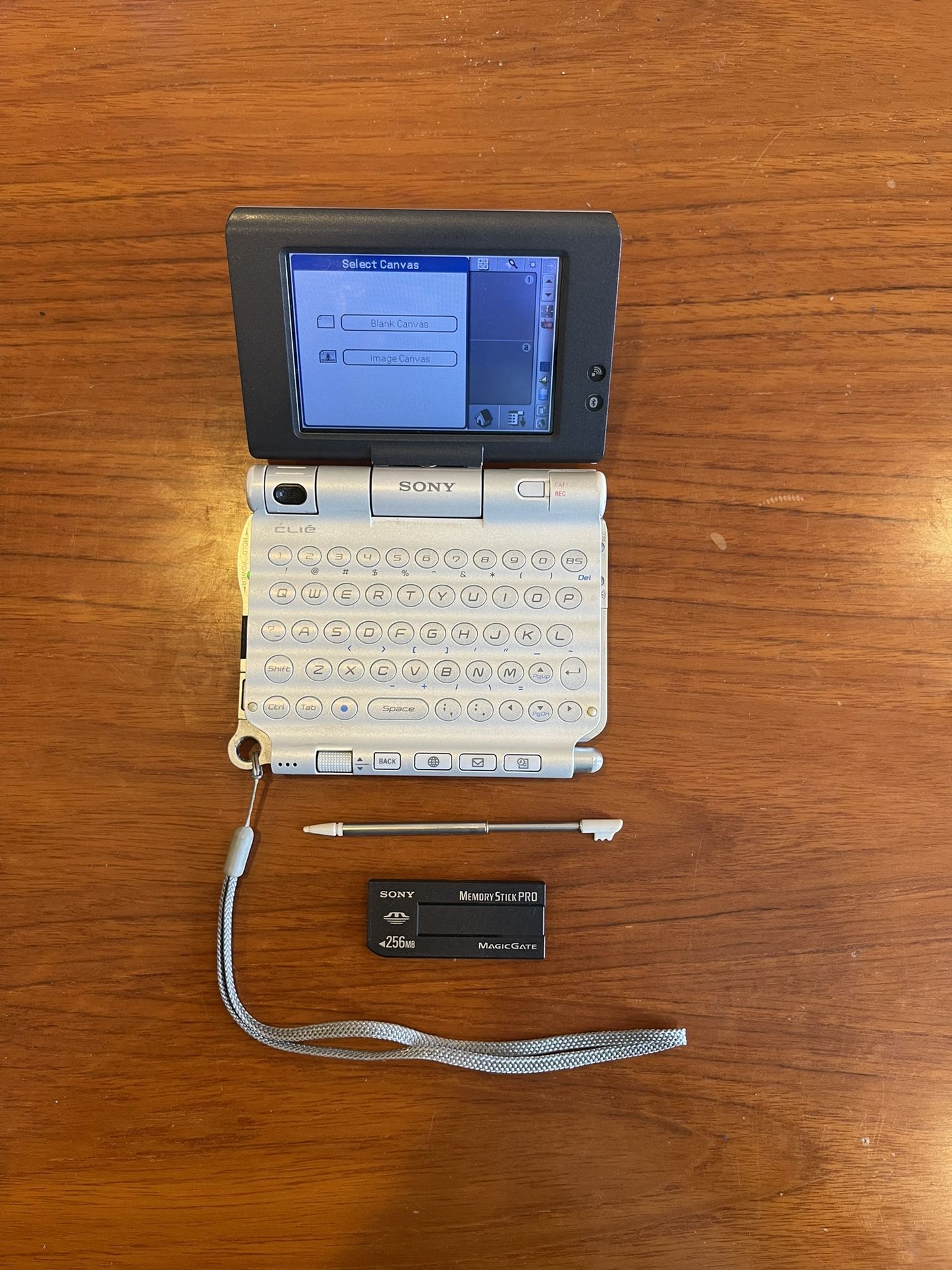 Sony Clie Peg UX-50 for Sale in Costa Mesa, CA - OfferUp