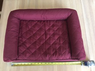 Cushioned pet bed 15 x 21 (Qty of 2)