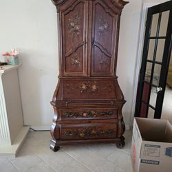 Ethan Allen Tuscany Bombe Cherry Secretary Desk