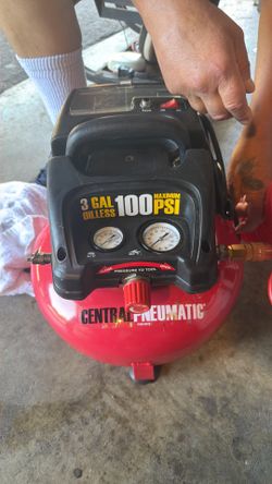 3 Gallon OIL-LESS 100 Maximum PSI