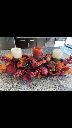 Beautiful floral centerpiece / candle holder