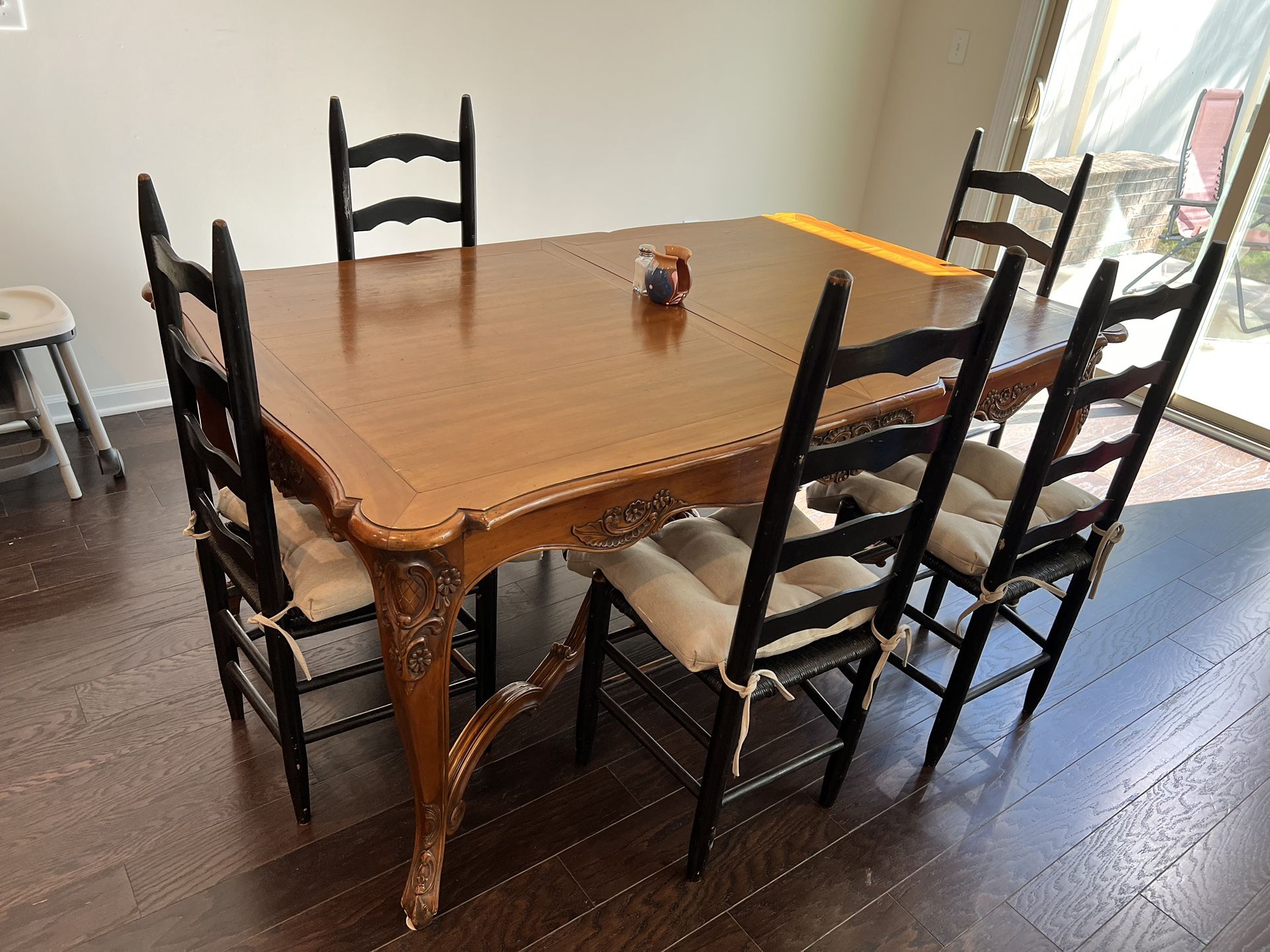 Dining Table With 5 Chairs