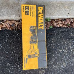 Dewalt Brand New Reciprocating Saw Dwe305