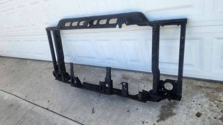 2017 silverado hd duramax Radiator Support