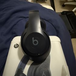 Beats Studio Pro Navy Color
