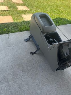 Vendo consola para Chevy o Tahoe o avalancha