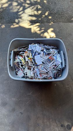 Tote full of TOPPS, SKYBOX,FLEER