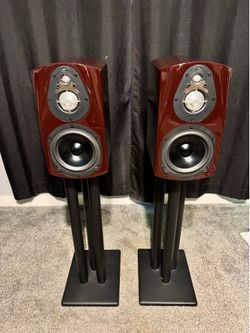 NHT Classic model 3 bookshelf speakers