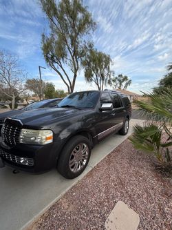 Lincoln Navigator