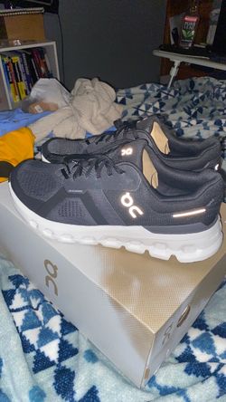 On  Cloud Running Sneakers Size 11 Male U.S.