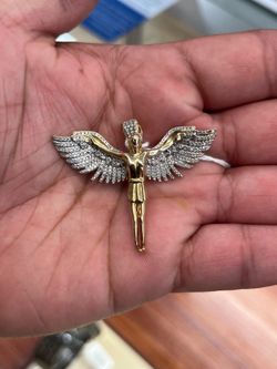 Angel pendant 10k
