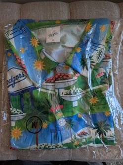 Dodgers Hawaiian shirt Medium New in bag