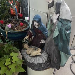 statue of baby Jesus