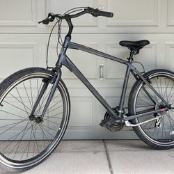 (Size XL) Felt Verza Hybrid Bike