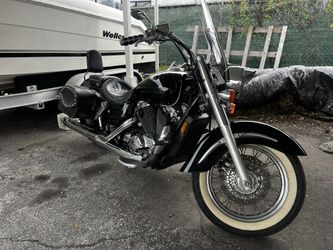 Honda Shadow 1100 Totally Customized