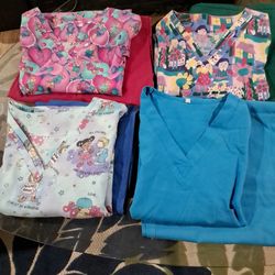 Previously Owned Scrubs  4 SETS FOR $22 (LARGE)