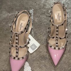 AUTHENTICATED VALENTINO ROCKSTUD PINK HEELS WOMENS 39 1/2