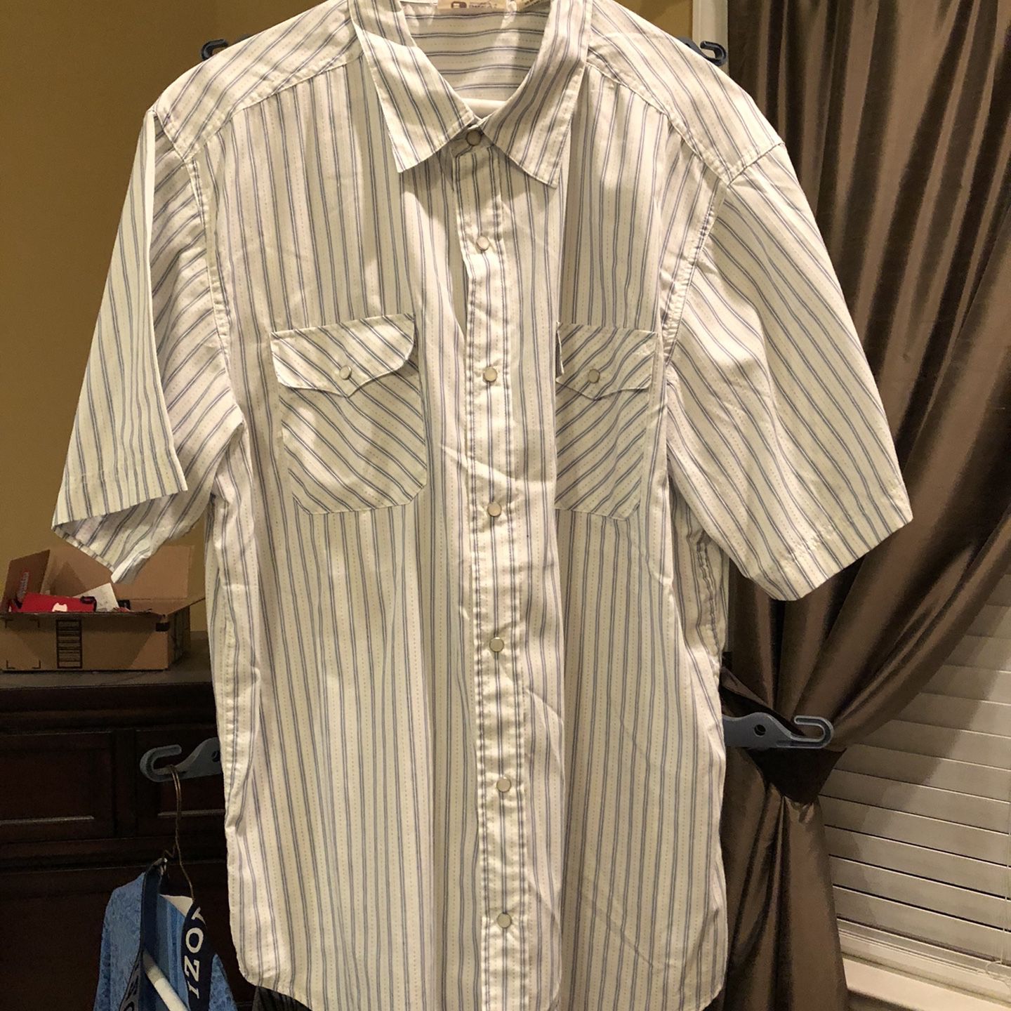 Men’s Shirt, 2XL, $10, BKE67, Snaps, White Blue Stripes,