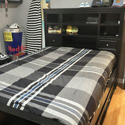 Full Size Bedroom Set With Twin Trundle 