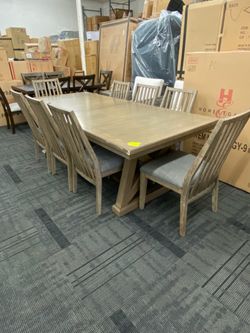 Dining set 9pc
