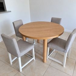 Round Table For 4 With Chairs