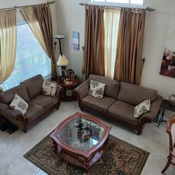 Bring Your Best Offer! Living Room set With Coffee Table And Side Table