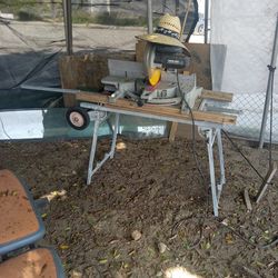 12 Table Saw With Portable Table With Wheels 