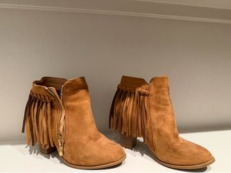 Country Style Booties