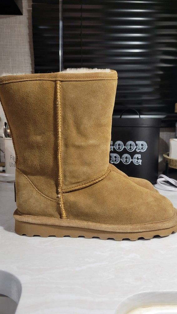 Tan BearPaw Boots - Size 8