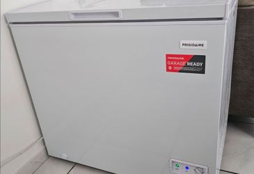 Chest Freezer FRIGIDAIRE 7.0 Cu Ft CONVERTIBLE