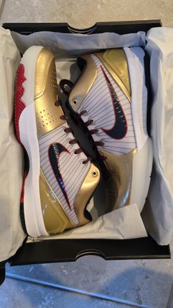 Kobe 4 Gold Medal