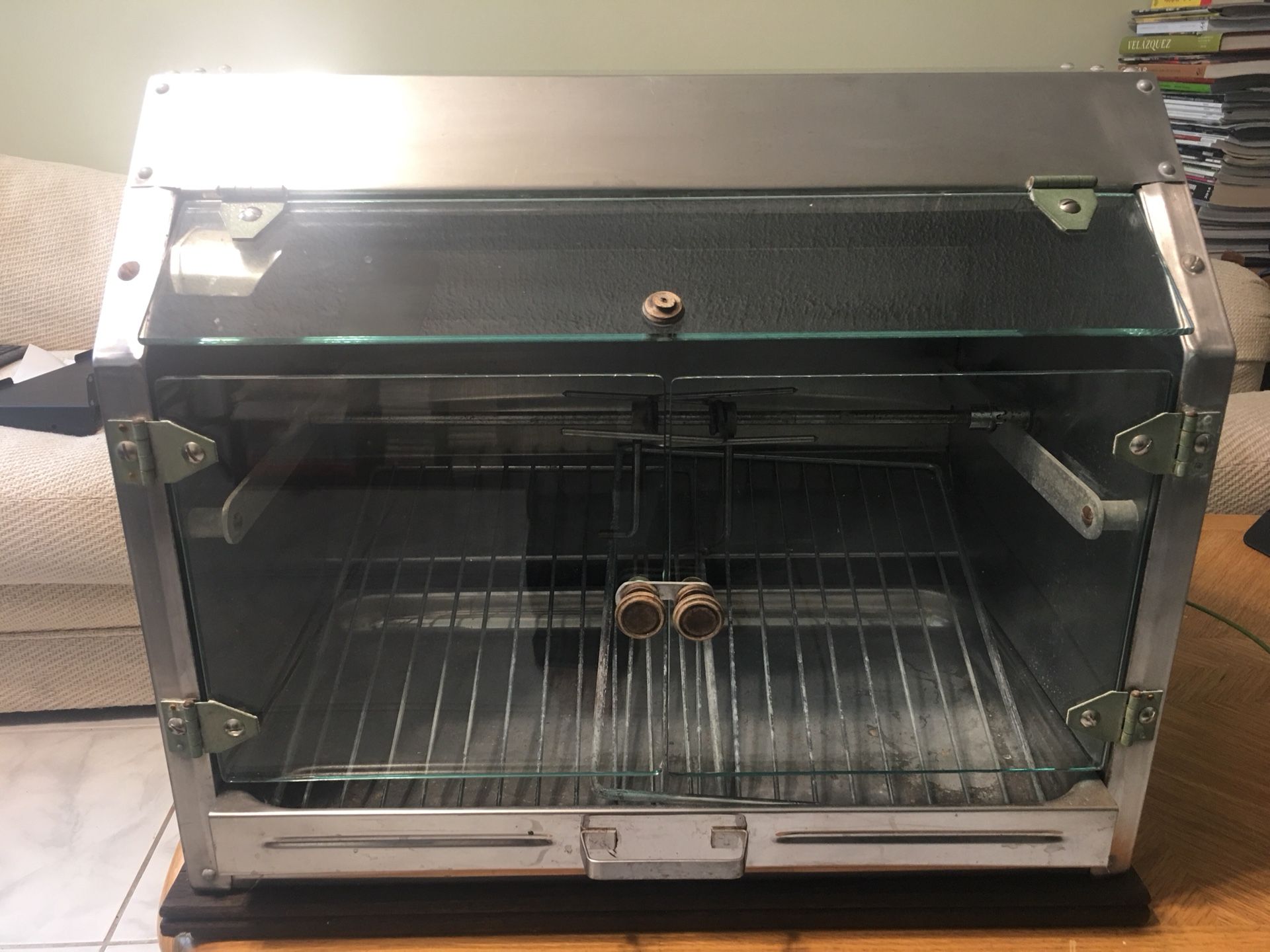 Vintage Town & Country S2R Barbeque Rotisserie