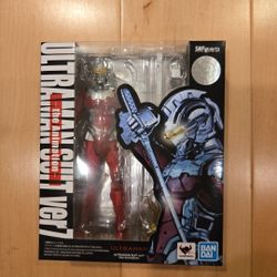 ULTRA-ACT × S.H.Figuarts ULTRAMAN Suit Ver. 7