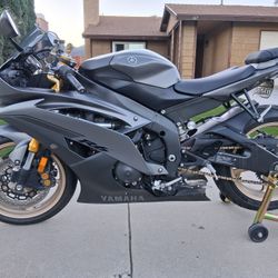 2014 YAMAHA R6