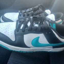 Nike Dunks
