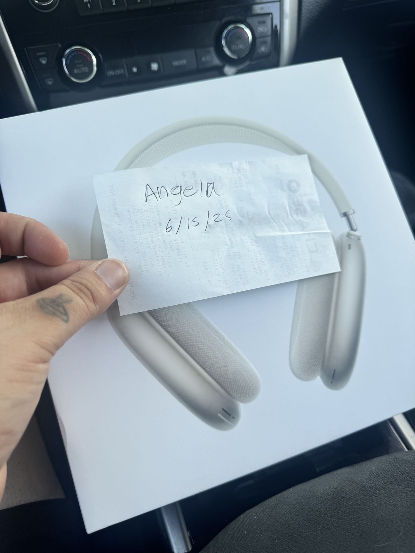 New!!!AirPod Max!!!! Please Read Description!!!