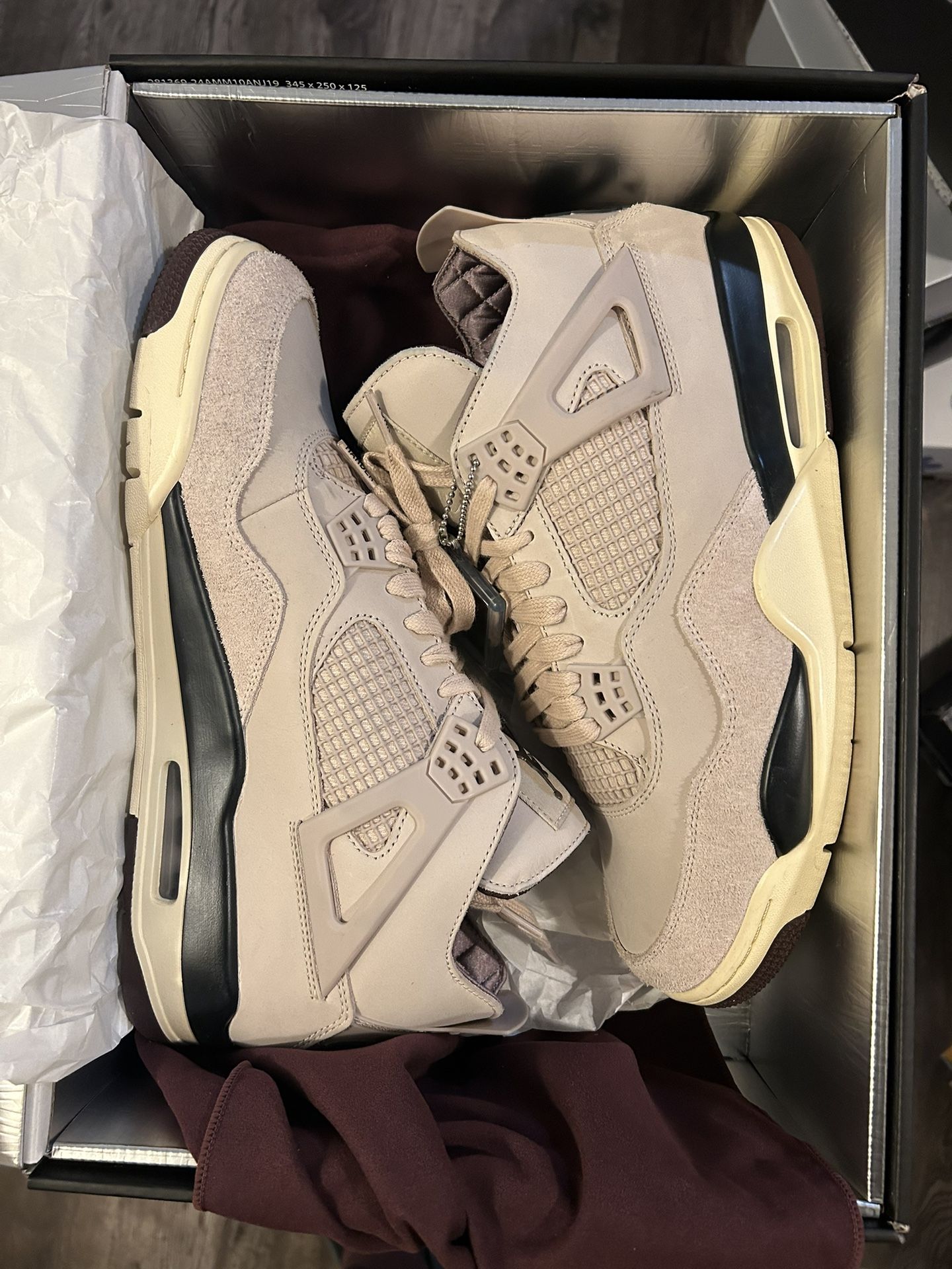 Jordan 4 A Ma Maniere