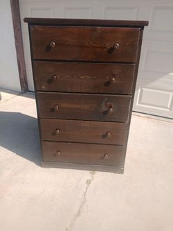 Dresser