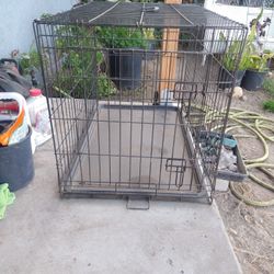 Dog Kennel / Crate