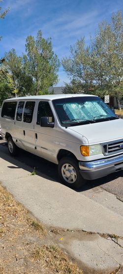 2006 Ford E350