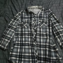  3/4 Sleeve Flannel Sz Woman's Large