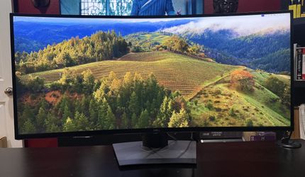 Dell U3818DW is a 37.5-inch curved ultrawide monitor - No Box