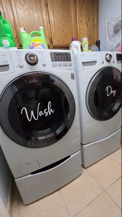 LG Washer and Gas Dryer w/ Pedestals