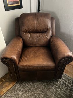 Recliner chair