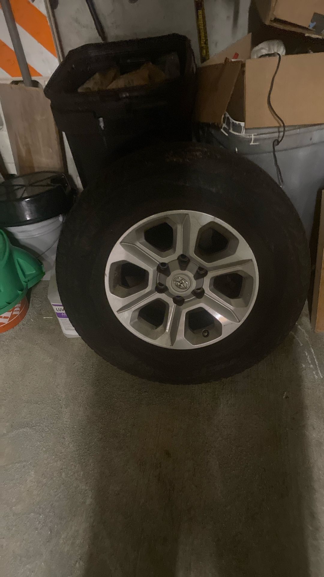 Toyota 4 Runner Wheels/tires