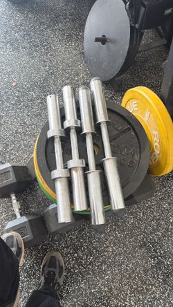 Adjustable dumbbells