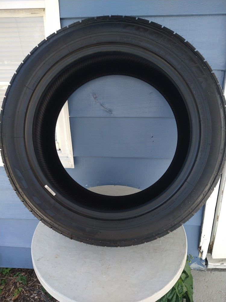 One Tire For Sale. Good Condition 90% T- Size- 275-45R20.