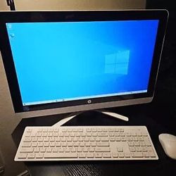 HP 22 Inch Touchscreen All In One PC Intel Quad Core 4 GB RAM 1000 GB HD DVDRW Webcam HDMI Wi-Fi & Bluetooth Wireless Windows 10 64 Bit OS 