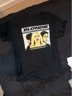 T shirts (Large)