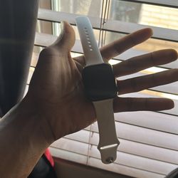 45mm Apple Watch Series 8